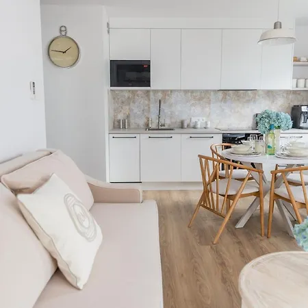 Daire Winnings Nad Morzem *